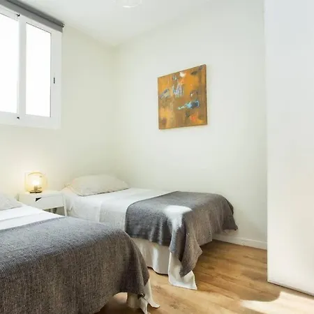 4bedroom With Balcony In Ramblas 3-2