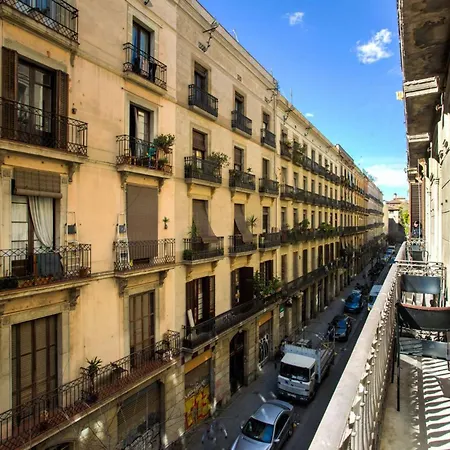 4bedroom With Balcony In Ramblas 3-2 Appartement