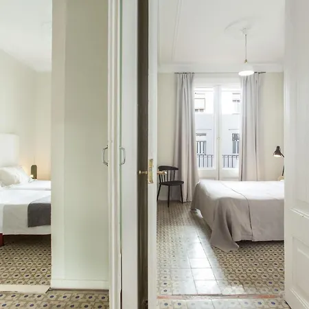 The Collection - 4bedroom With Balcony In Ramblas 3-2 *