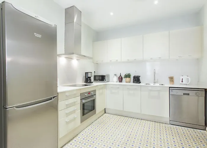 The Collection - 4bedroom With Balcony In Ramblas 3-2 Apartment Barcelona