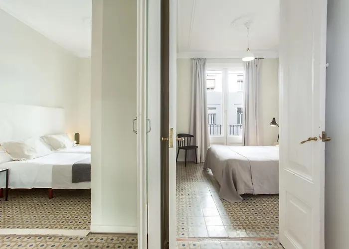 The Collection - 4bedroom With Balcony In Ramblas 3-2 *