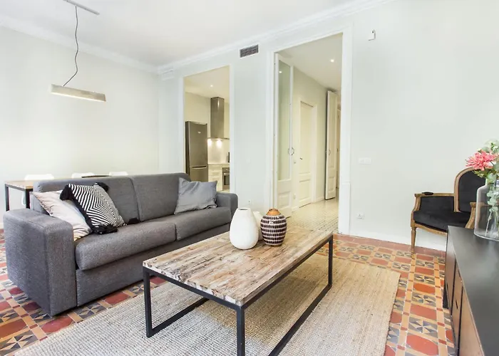 The Collection - 4bedroom With Balcony In Ramblas 3-2 * Barcelona