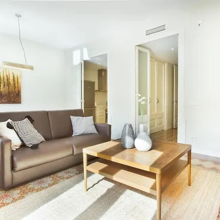 4bedroom With Balcony In Ramblas 3-2 Apartment Barcelona