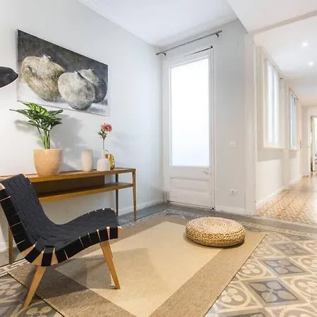 4bedroom With Balcony In Ramblas 3-2 Apartment Barcelona