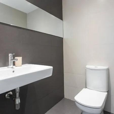 Apartment 4bedroom With Balcony In Ramblas 3-2