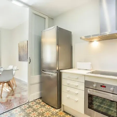 4bedroom With Balcony In Ramblas 3-2 Apartment